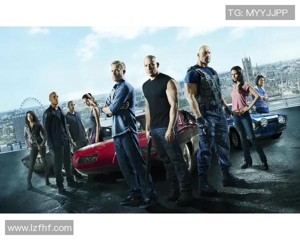 足球明星激情瞬间高清出汗照片展现运动魅力与奋斗精神